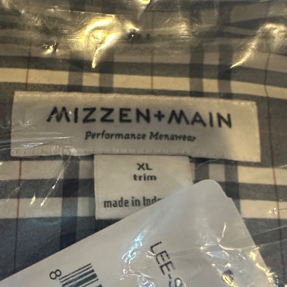 Mizzen+Main Blue and White Plaid Dress Shirt - Picture 4 of 5